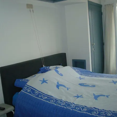 Orange Seaview Apartment